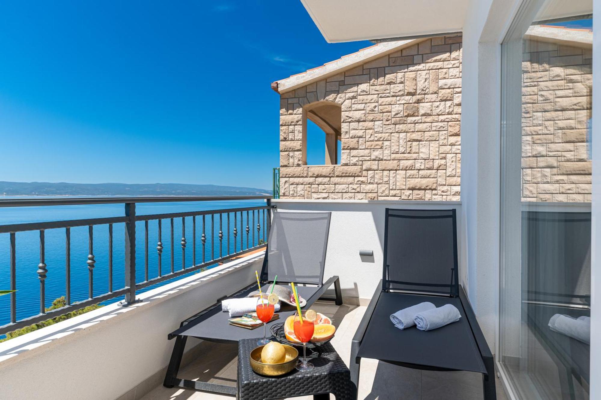 Seaview Apartments Nives Brela Cameră foto
