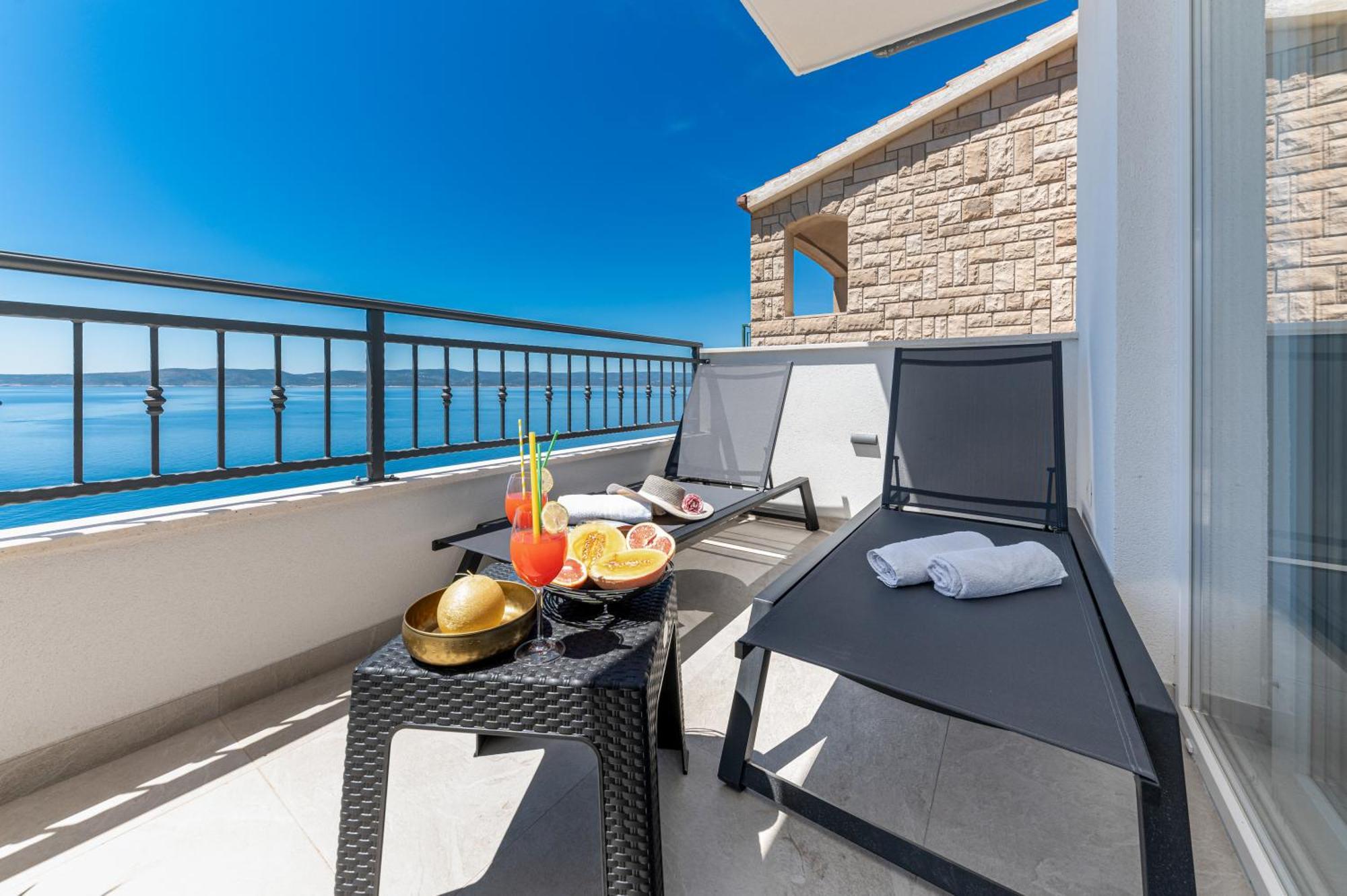 Seaview Apartments Nives Brela Cameră foto